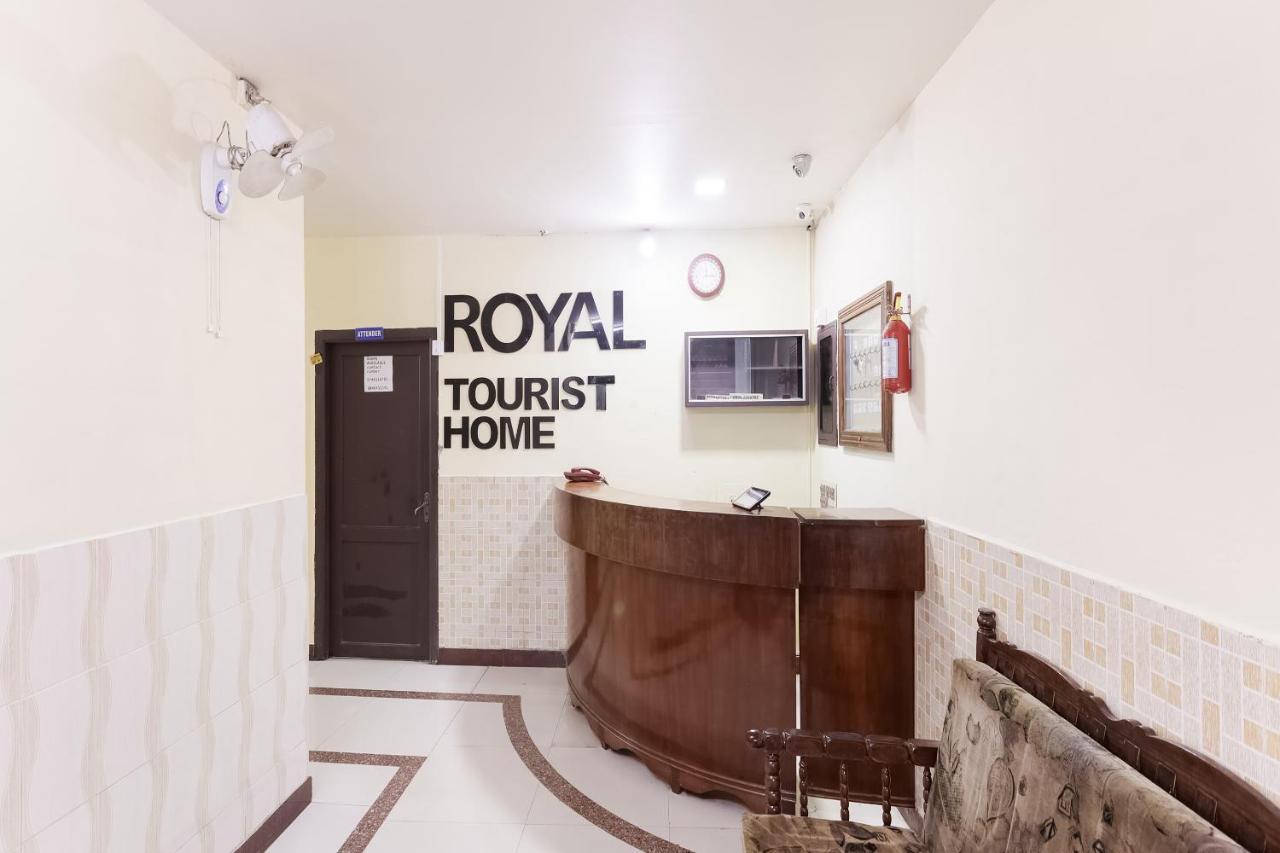 Spot On 60665 Royal Tourist Home Valancheri Ngoại thất bức ảnh
